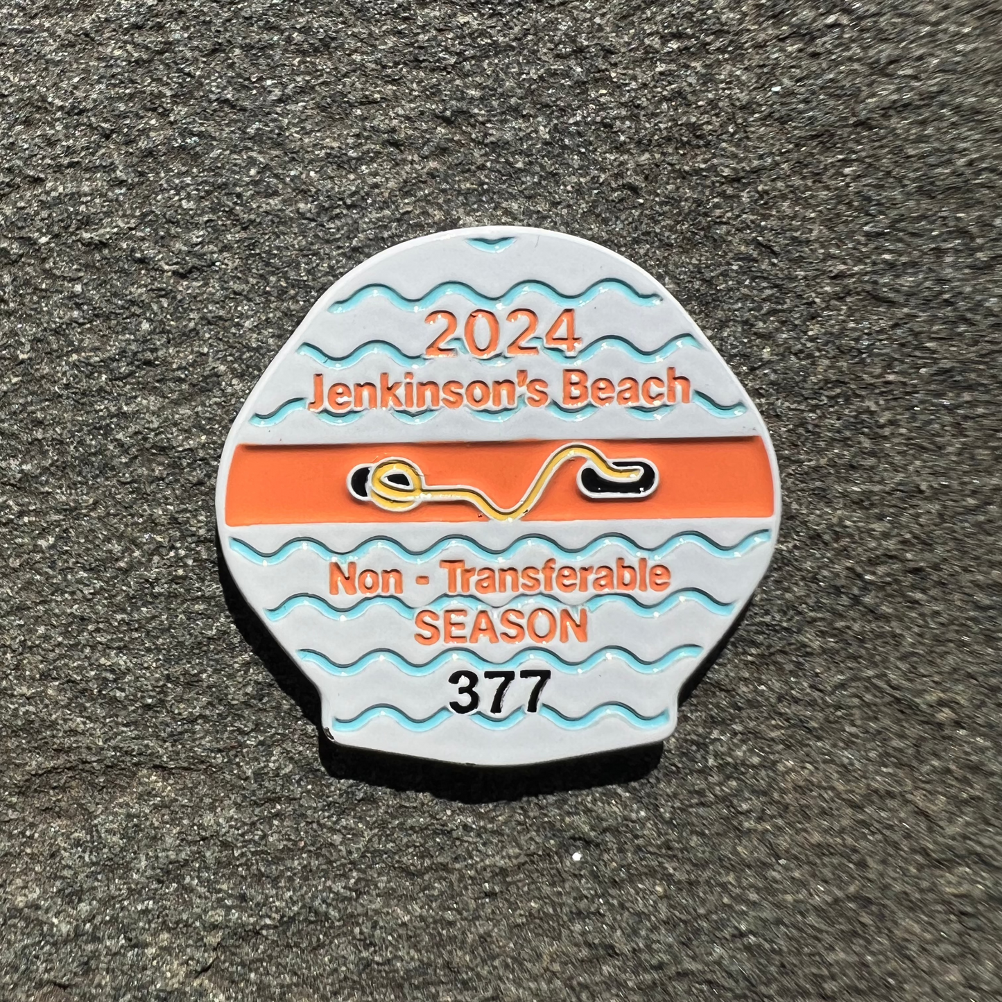 Beach Badge Ball Markers
